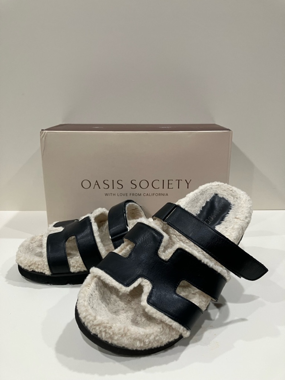 Oasis Society Black Leather Shearling Slide Sandals